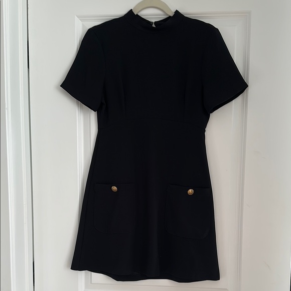 Elegant Black Dress - Picture 1 of 6